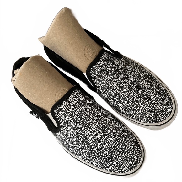 Vans Shoes - Women’s Vans Slip-On Shoes, Black & White Pattern, Size 11